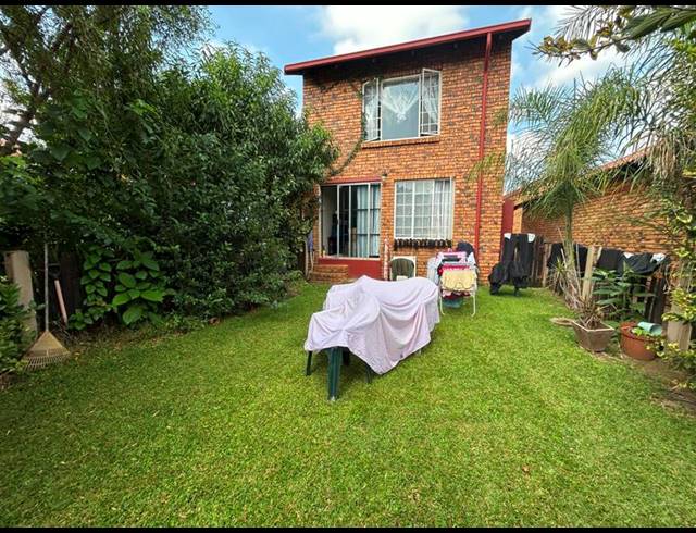 2 BEDROOM PROPERTY TO RENT IN ZWARTKOP